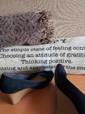 ⭐️ Dexflex Comfort Wedge Shoes Size 9